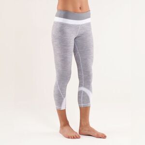 Lululemon Run Inspire Crop II Wee Are From Space White Combo/Fossil/White Size 4
